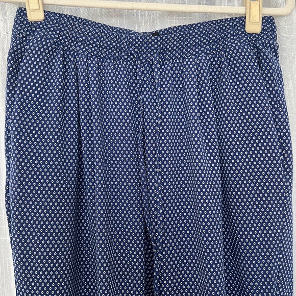 🆑 [4/$20] H&M Printed High waisted Drawstring Trousers - Picture 2 of 8
